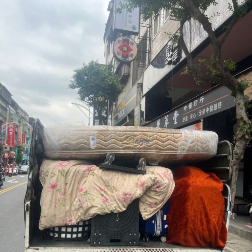 GOGO搬家工作照1